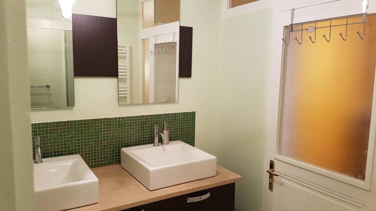 Grand Studio Et Jolies Chambres A Louer Passins Екстер'єр фото