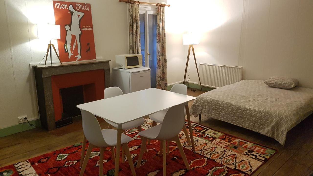 Grand Studio Et Jolies Chambres A Louer Passins Екстер'єр фото